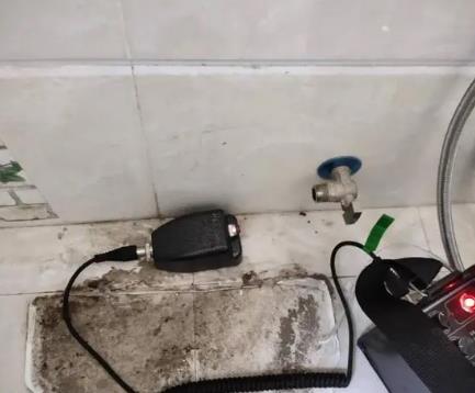 盘山屋顶漏水维修公司分享下卫生间漏水的危害及解决方法